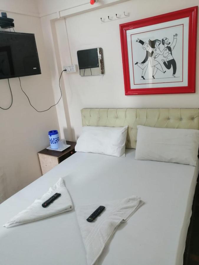 Hotel Kaina Residency Vashi Exterior foto