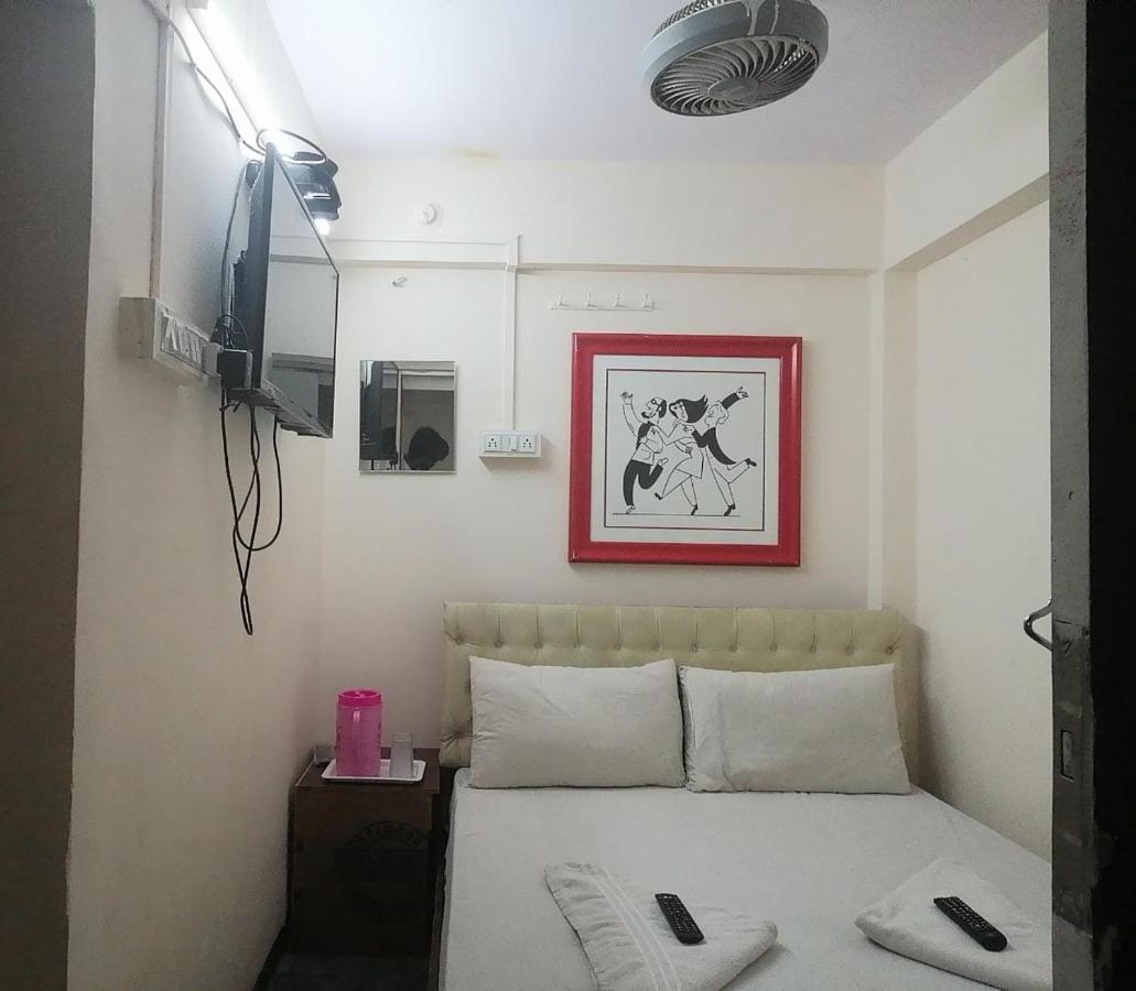 Hotel Kaina Residency Vashi Exterior foto
